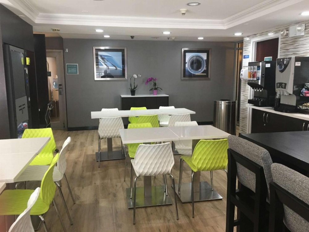 Best Western Kennedy Airport